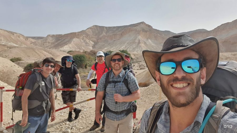 תחילת המסלול בעין שביב